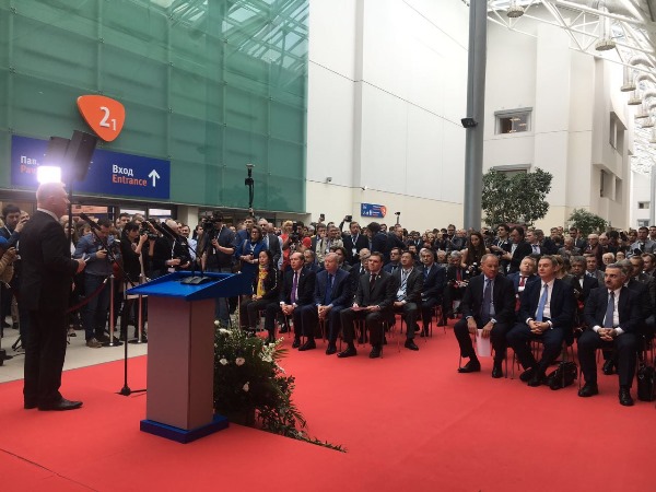 Начальники стенд. Связь 2017. Ру. Космическая выставка. Стенд на мероприятие.